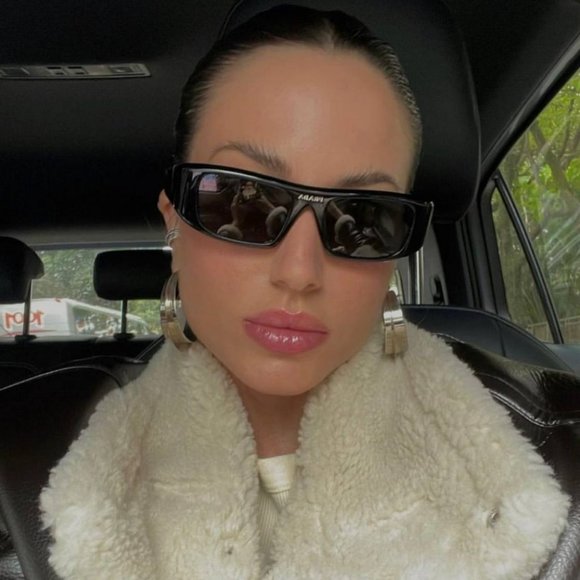 NEW Prada PR20WS 1AB5S0 Black Gray Rectangle Unisex Sunglasses - Picture 9 of 11